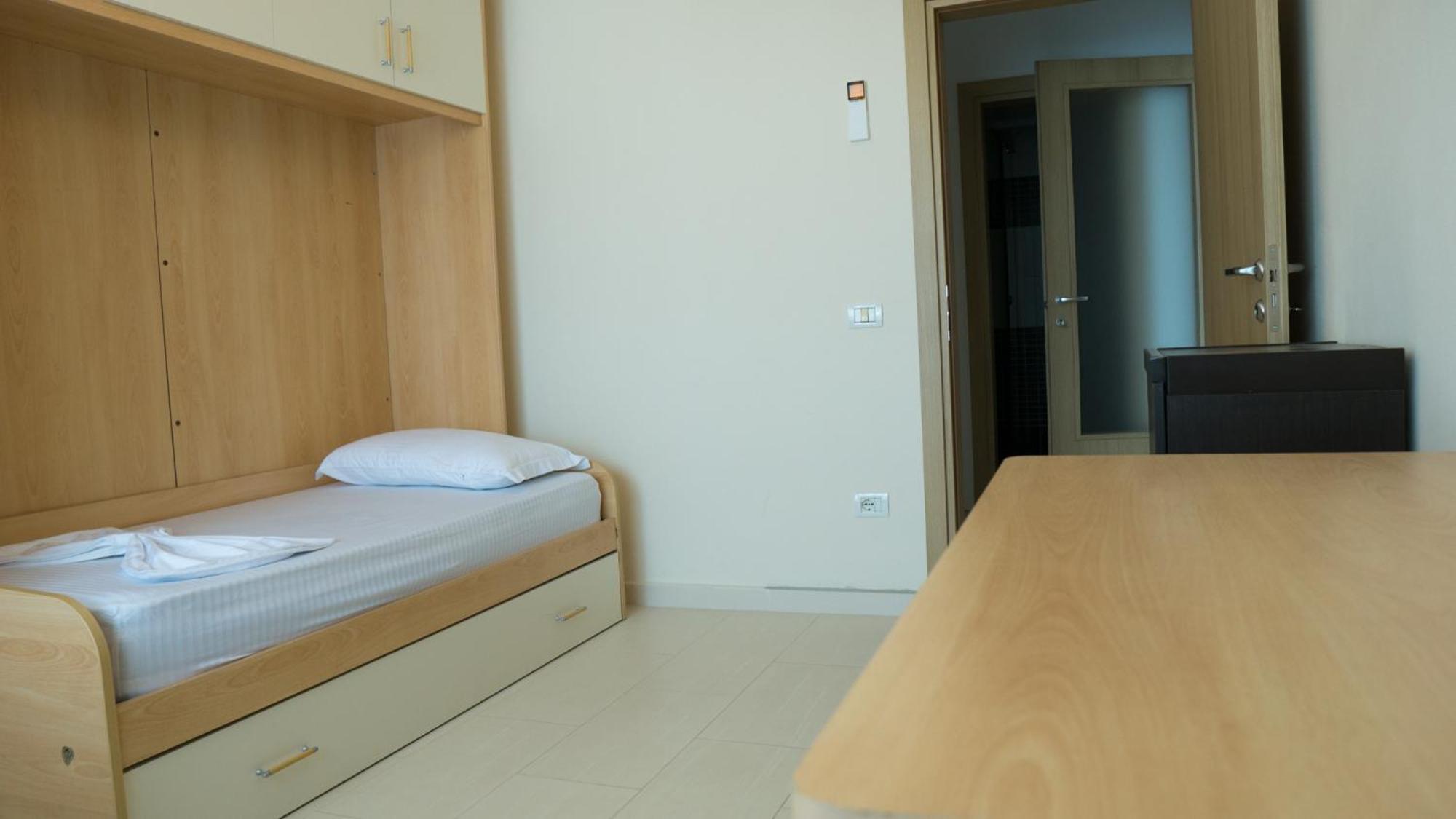 Eka Luxury Apartments Durrës 外观 照片